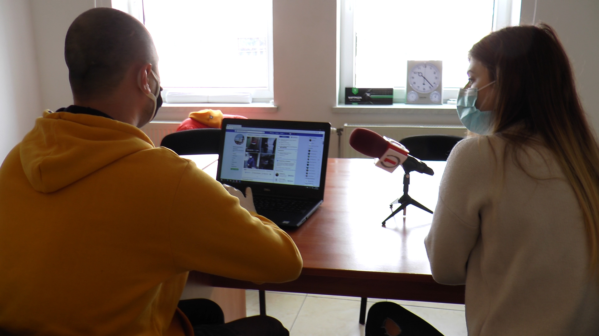 Об`єднані спільною справою: волонтери ініціативи «Взаємодопомога Ужгород» допомагають потребуючим