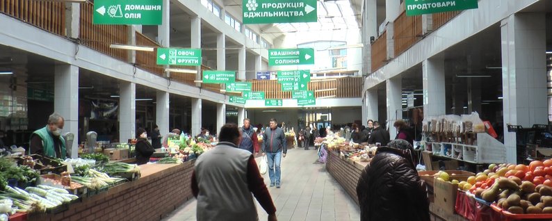 Уряд збирається відкрити сотні ринків, попри карантин