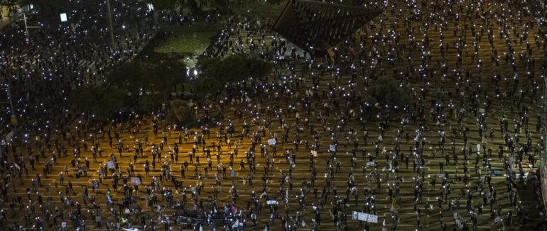 Протести в епоху коронавірусу: у Тель-Авіві тисячі людей вийшли на мітинг