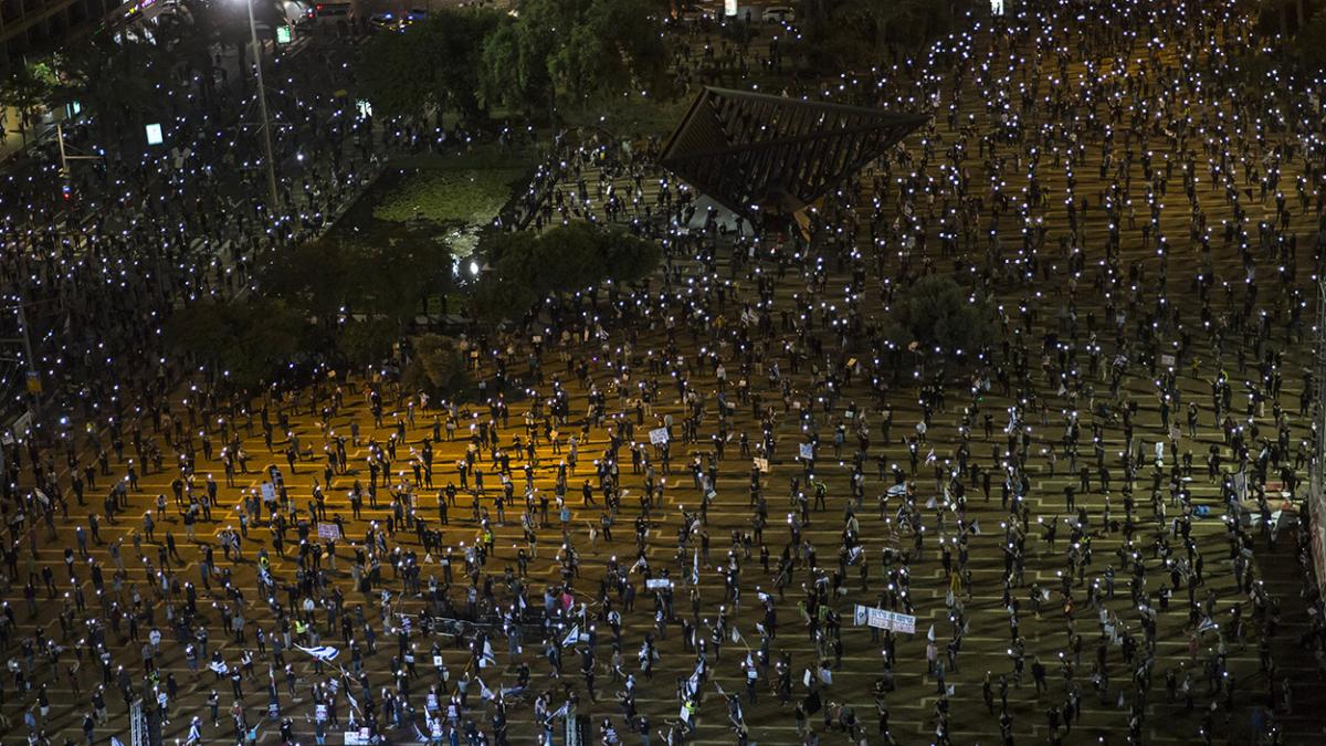 Протести в епоху коронавірусу: у Тель-Авіві тисячі людей вийшли на мітинг