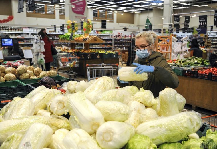 Як не принести додому разом із продуктами коронавірус?