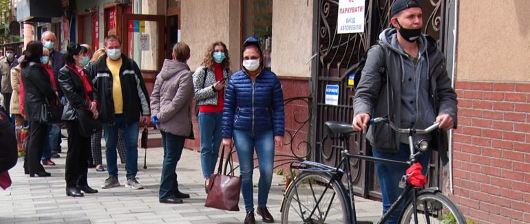 Пом`якшення карантину:  обмеження послаблять ще в трьох областях – МОЗ