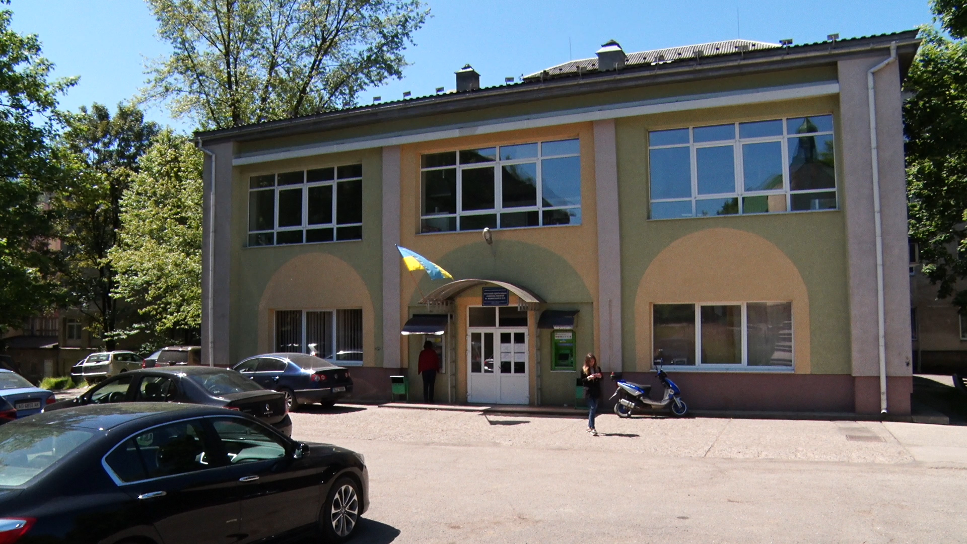 У Хустській районній лікарні на CoViD-19 захворіли 5 медпрацівників
