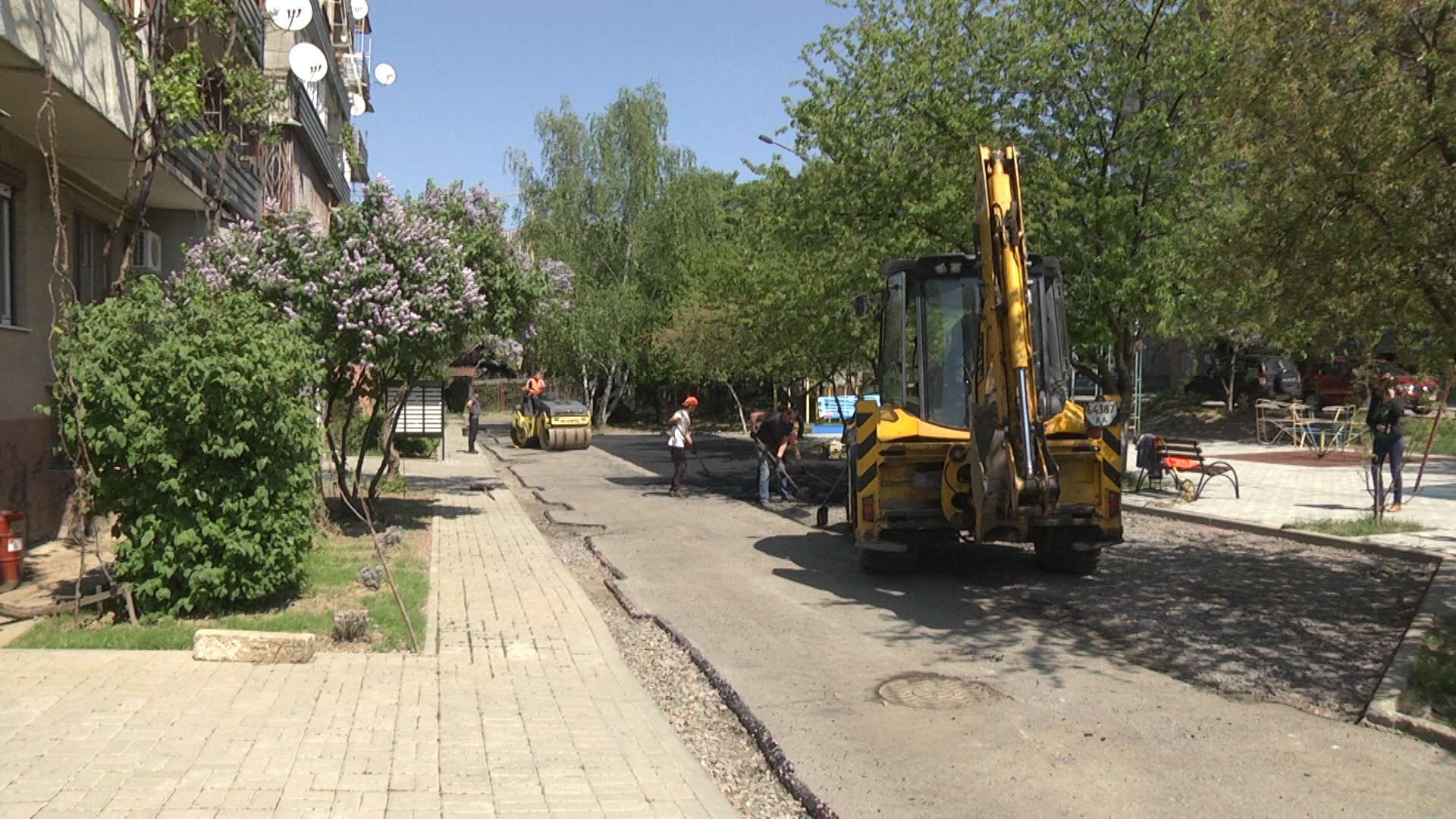 В Ужгороді взялися за капітальний ремонт внутрішньоквартальних територій