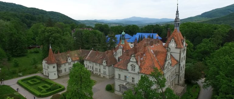 Мисливський замок Шенборнів – туристична родзинка Закарпаття