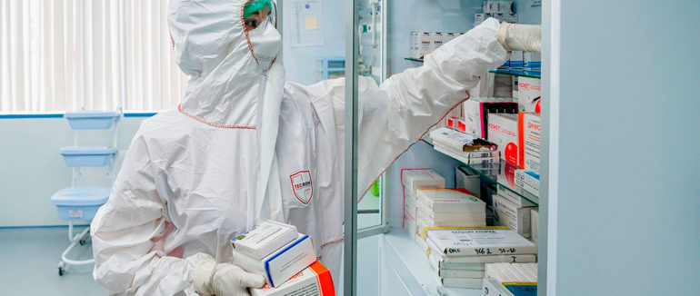 Британські вчені: знайдено ліки, які допомагають знизити смертність від Covid-19