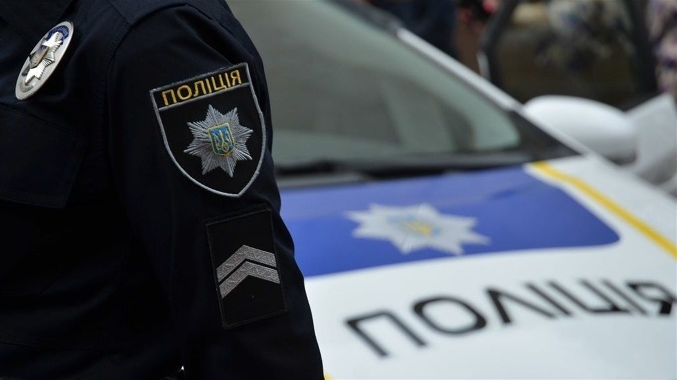 За українськими поліцейськими встановлять систему цілодобового контролю