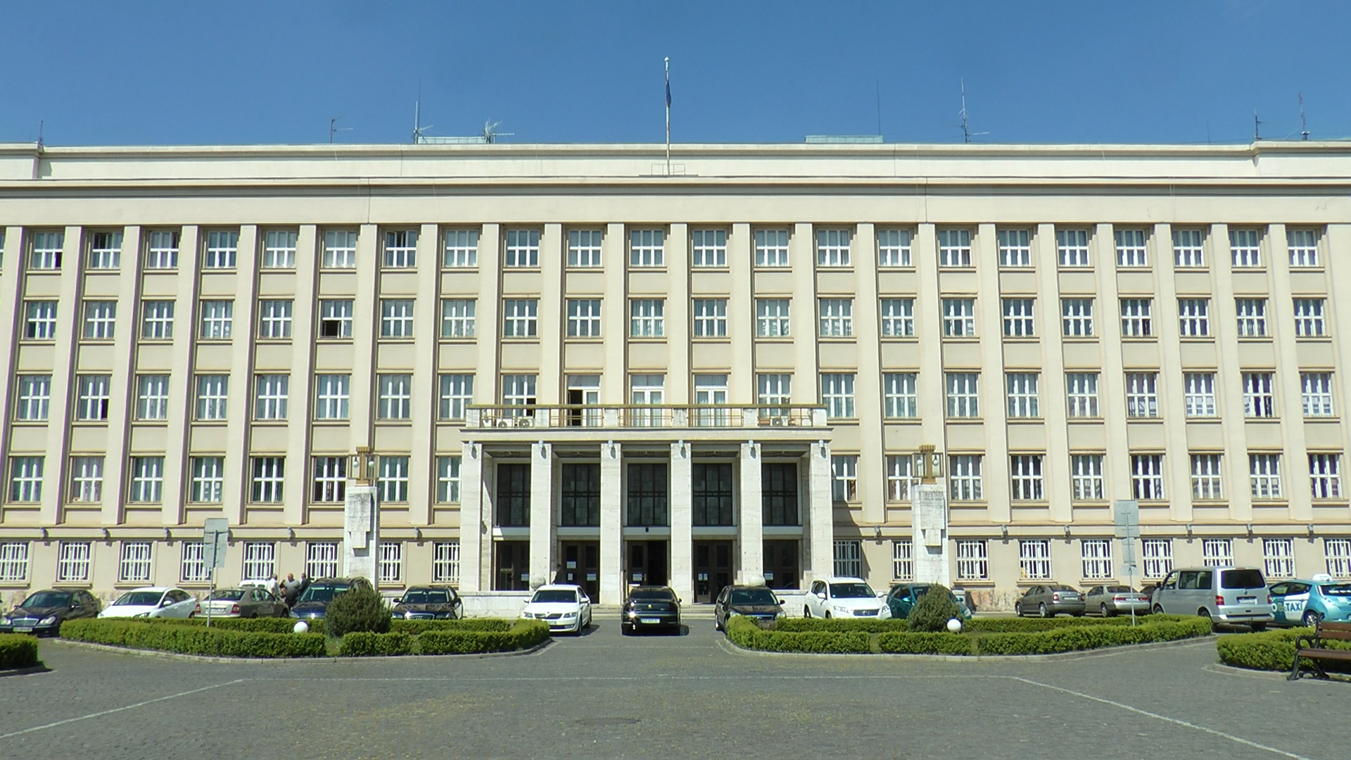 Закарпаття, доля аеропорту та новий спалах Covid-19: тема брифінгу в ОДА