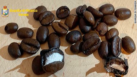 Кокаїн в каві для вигаданого боса: небачена контрабанда прямувала в Італію