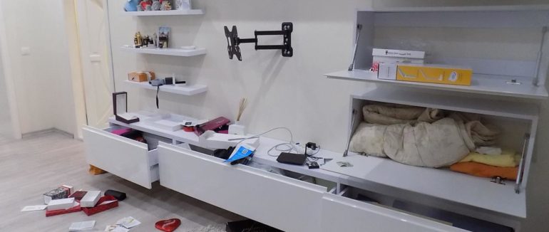 Відслідковували “жертв”: в Ужгороді тривалий час орудувала група квартирних крадіїв – фото, відео