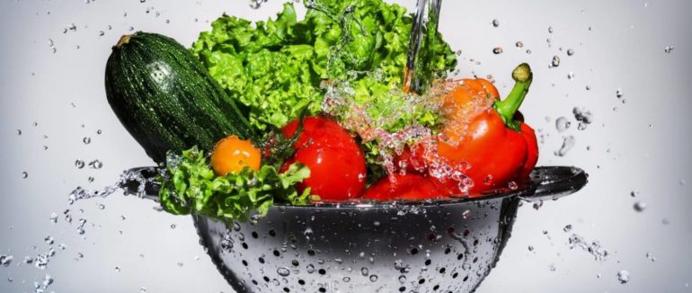 Сезонне харчування: 5 продуктів, які сприяють зволоженню шкіри влітку