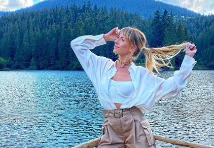 Улюблениця глядачів "Орла та решки" навідалася на Закарпаття