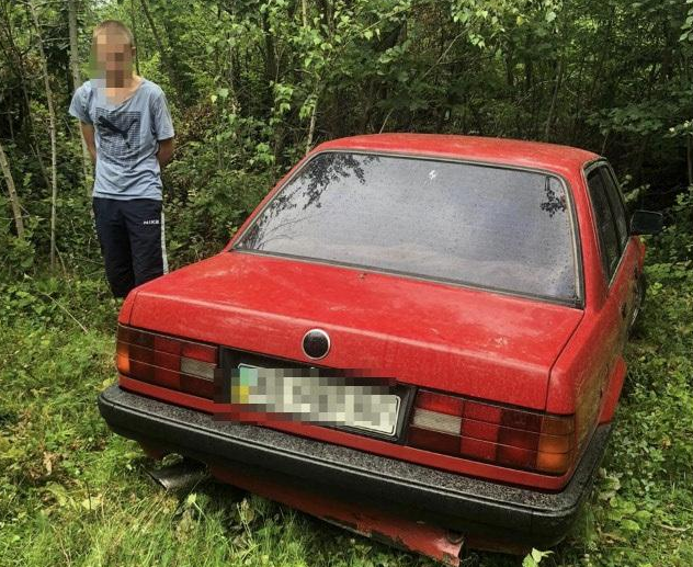 На Мукачівщині правоохоронці затримали раніше судимих викрадачів іномарок