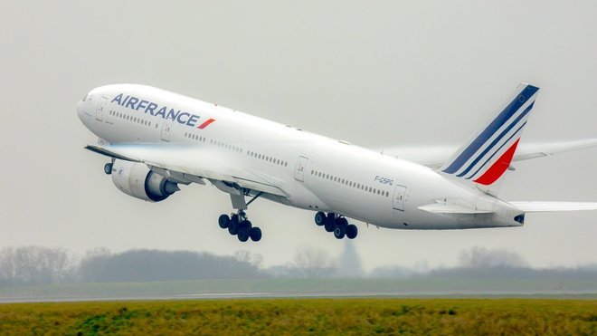 Air France відновлює регулярні авіарейси в Україну: напрямки та дати