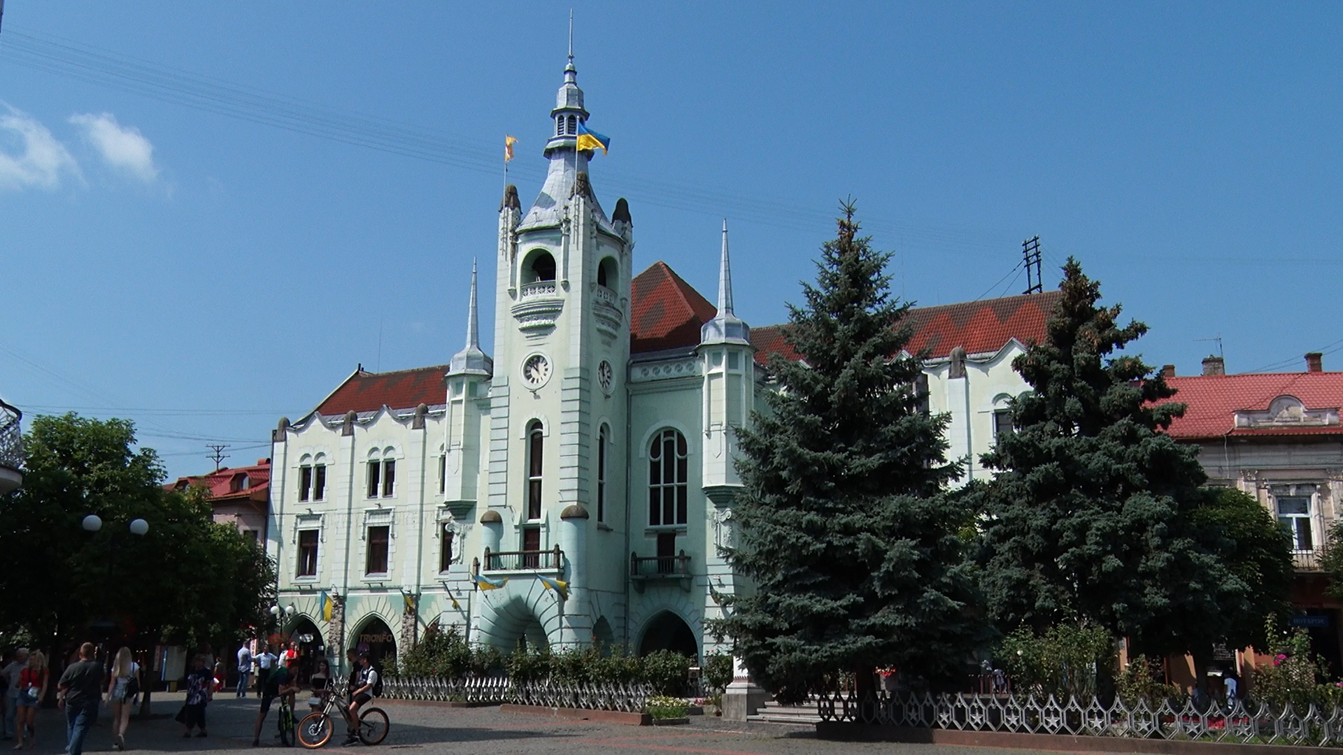Відкрити садочки: мукачівські депутати звернулися до Закарпатської ОДА