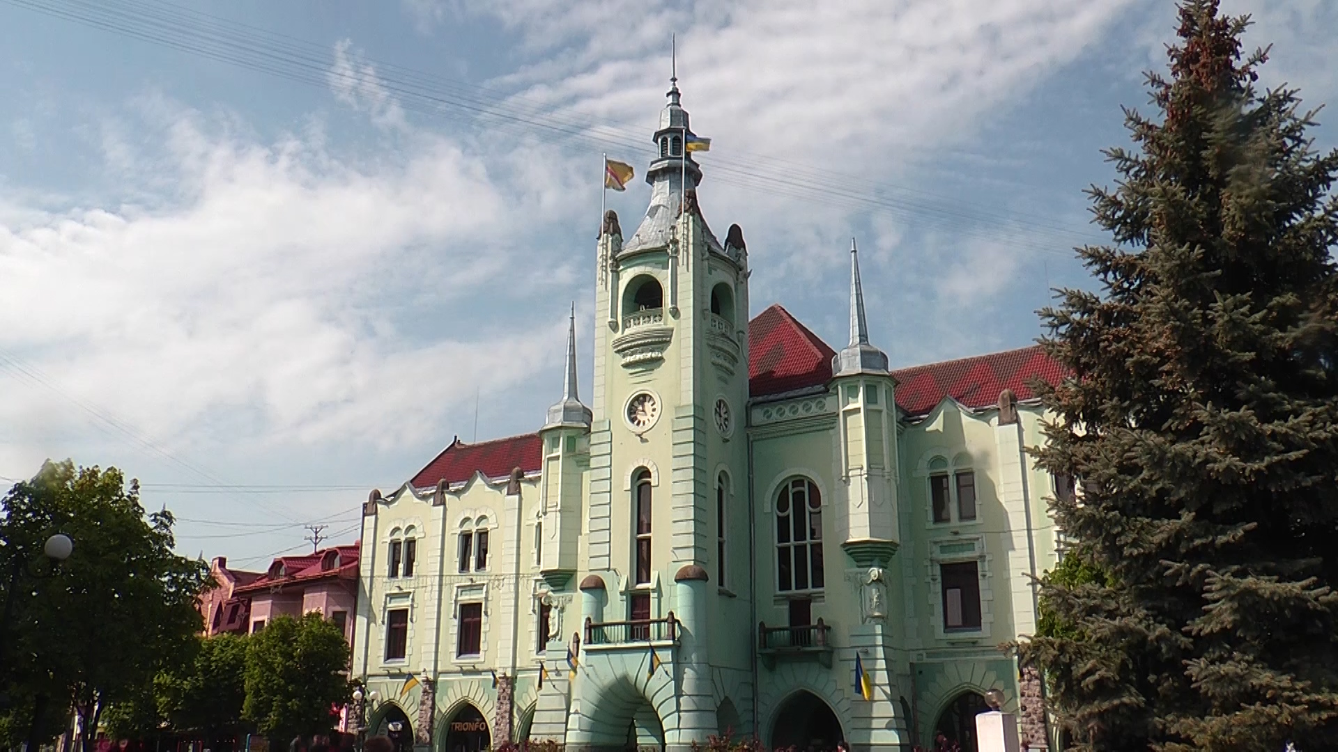 Виконком у Мукачеві: затвердження «маршрутних» тарифів та вартість лікарняних послуг