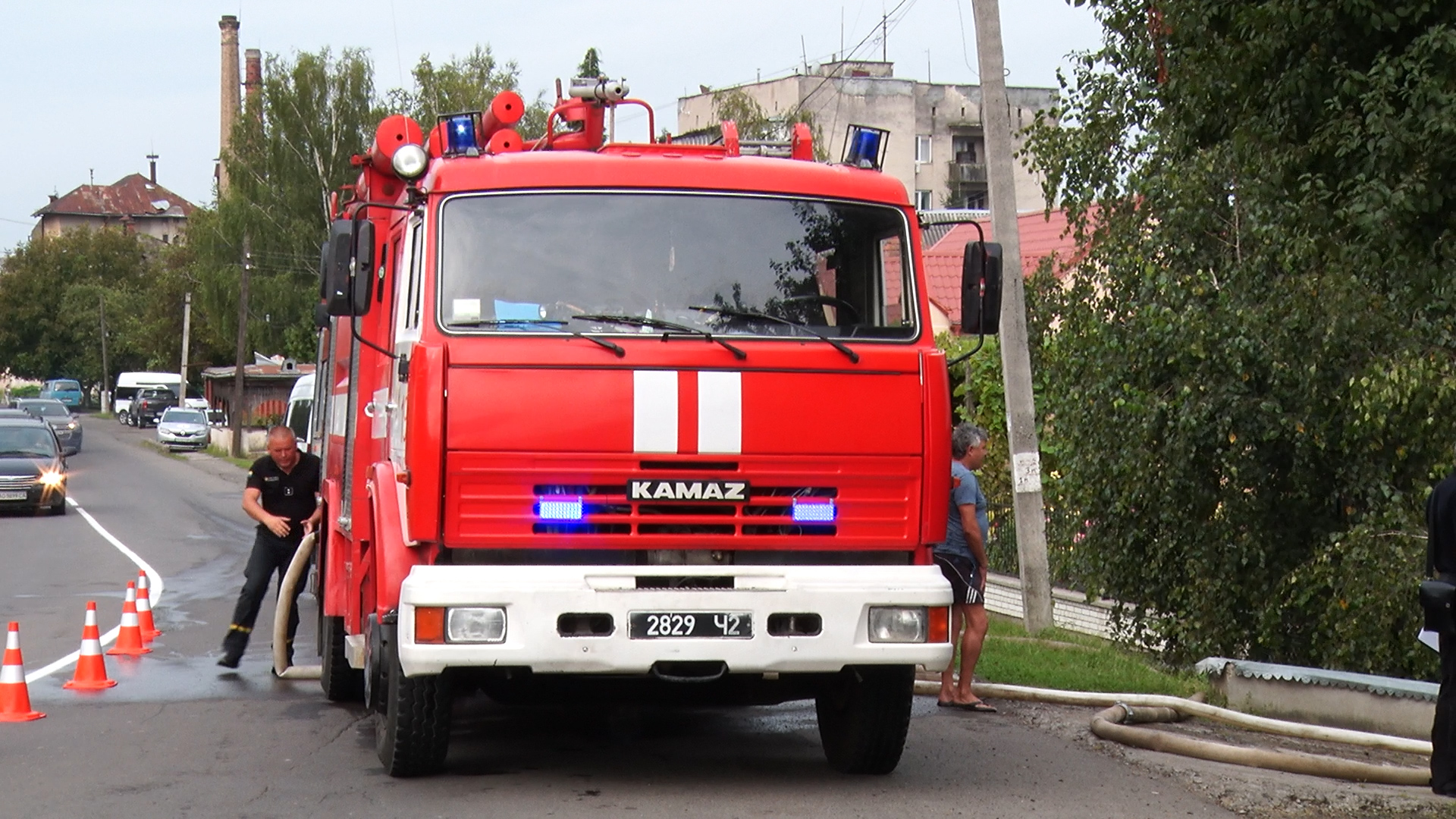 Пожежа у Мукачеві: згорів будинок багатодітної родини священника