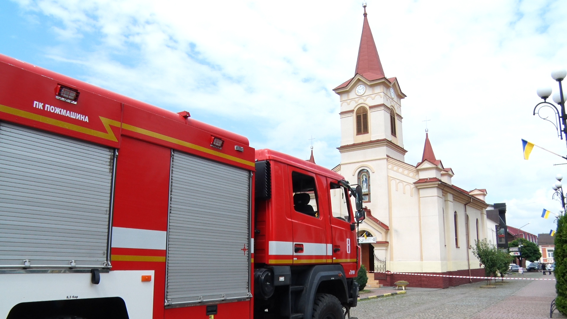 На Закарпатті перевірили повідомлення про замінування церков