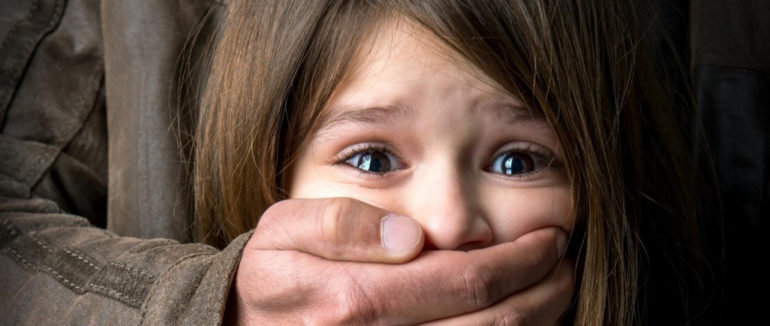 На Перечинщині 11-річну дівчинку зґвалтував один з членів сім’ї