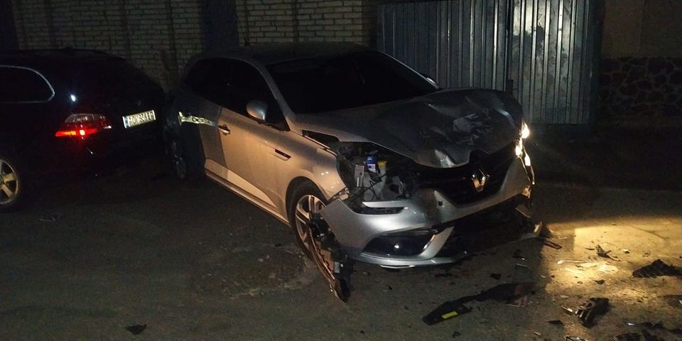 В авто перебувала маленька дитина: аварія в Ужгороді за участі п`яної водійки