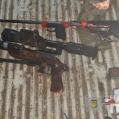 Нічне затримання на Берегівщині: озброєний злочинець виявився раніше судимим наркодилером