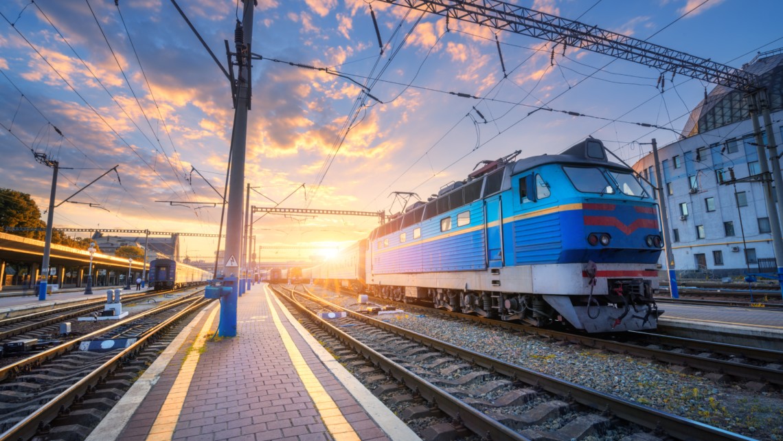 Укрзалізниця та COVID-19: припинено продаж квитків на чотирьох станціях через коронавірус