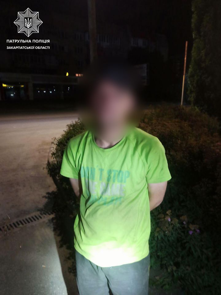 Закарпатським правоохоронцям вдалося затримати чоловіка, який знаходився у розшуку