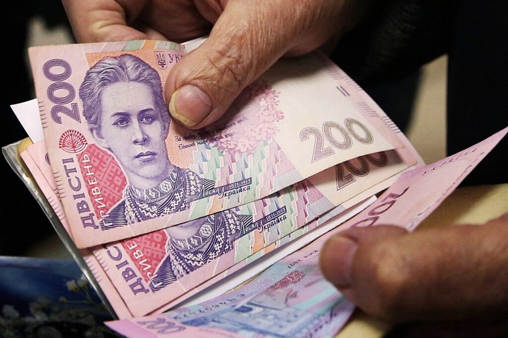 Доплачуватимуть по 685 гривень: у кого збільшиться пенсія