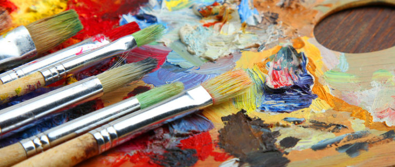 В Ужгороді до Дня Незалежності України презентували творчий доробок закарпатських художників