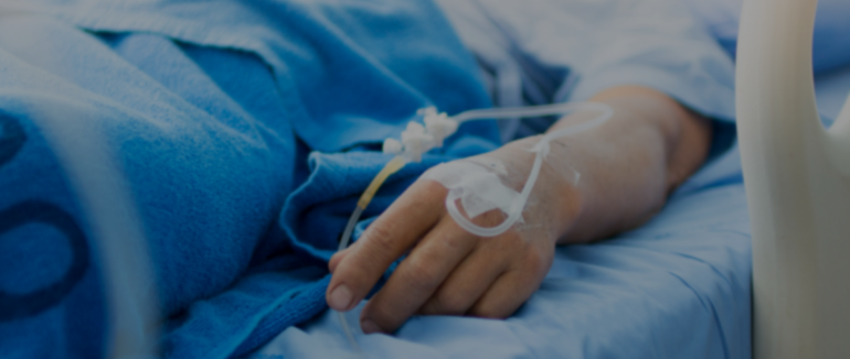 6 місяців пандемії: скільки українців померло від COVID-19, туберкульозу, грипу та раку