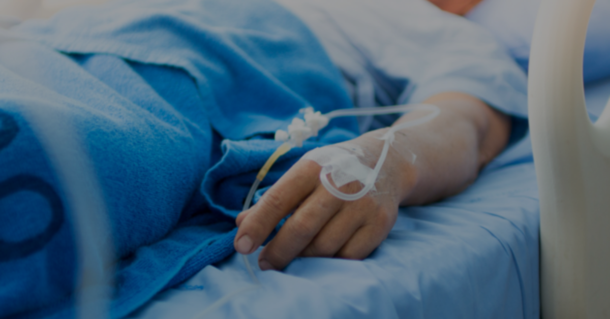 6 місяців пандемії: скільки українців померло від COVID-19, туберкульозу, грипу та раку