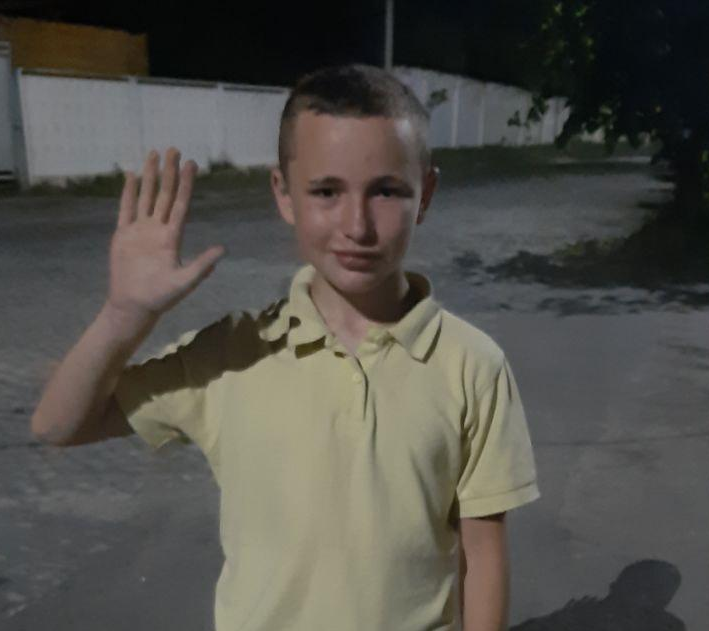 Поїхав з дому на велосипеді: у Мукачеві розшукають 12-річного хлопця