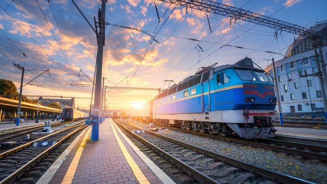 Укрзалізниця скасовує продаж квитків на деяких станціях, в тому числі на потяги "Ужгород – Лисичанськ" та "Київ – Рахів"
