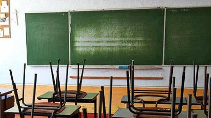 Міськрада Івано-Франківська незадоволена тим, що місто у «червоній зоні»: в школах продовжили канікули