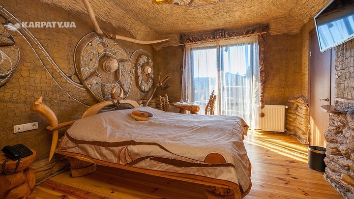 Де відпочити: чаруючі фото дивовижних готелів України