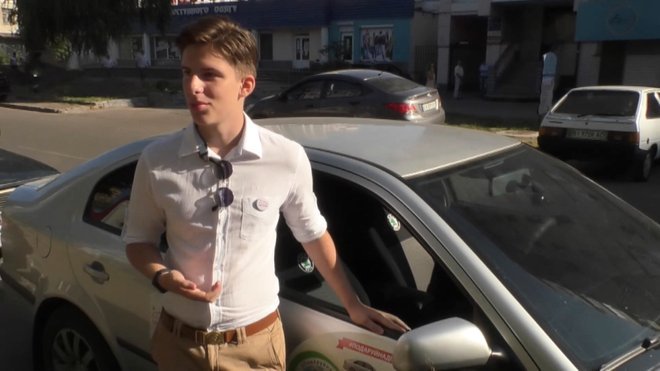 Думав, що не зможе повноцінно жити: історія 16-річного мукачівця з гемофілією, який вирушив у мандри