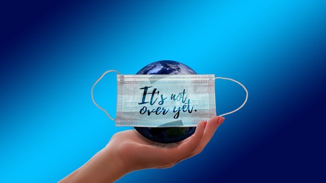 Коли кожен зустрінеться з COVID-19: експерт назвав умови спаду епідемії коронавірусу