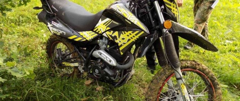 На Закарпатті серед ночі у столичного гостя вкрали транспортний засіб