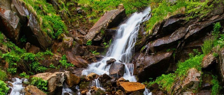 На Рахівщині стартували роботи з розширення мосту через річку Труфанець