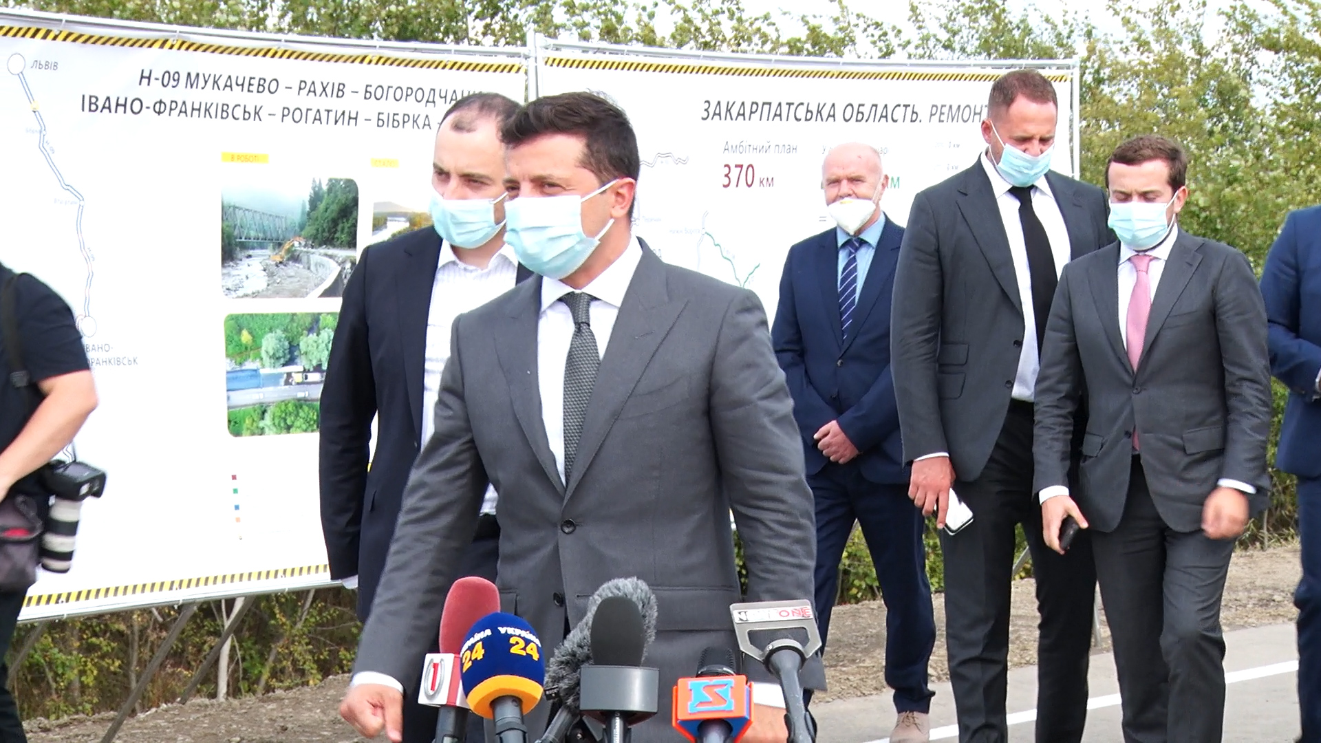 Усі подробиці візиту Зеленського на Закарпаття