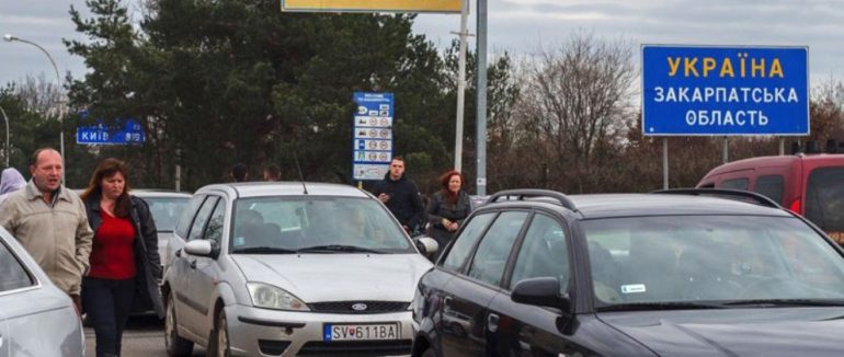 Як діяти громадянам, які через карантинні обмеження не змогли вчасно вивезти з України авто на тимчасовій реєстрації?