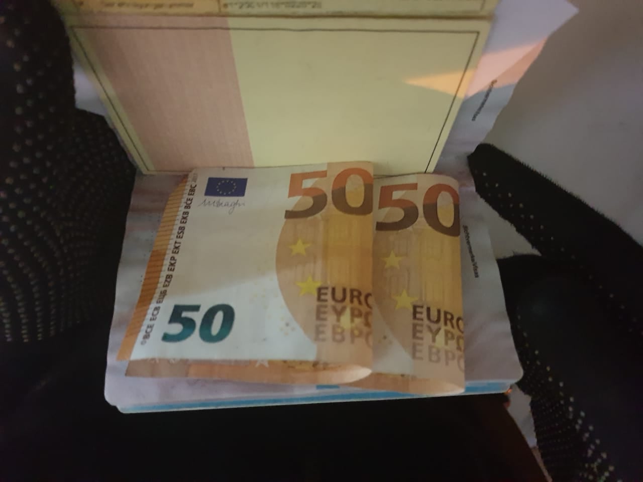 На Закарпатті хабар у розмірі 100 євро запропонував австрієць на пункті пропуску "Дякове"