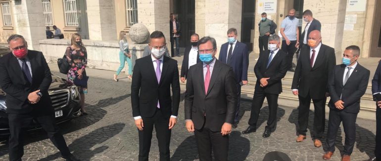 Закарпаття треба зробити спільним надбанням України та Угорщини – Сіярто