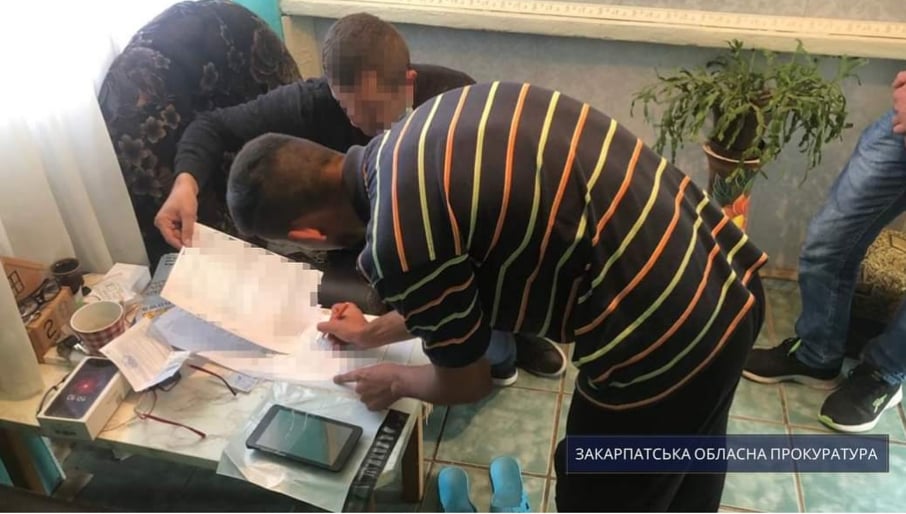 Заклики до насильницької зміни влади: 26-річному закарпатцю погодили підозру