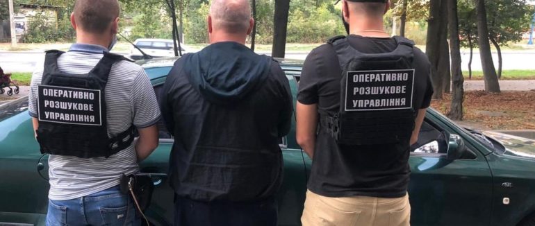 На Закарпатті правоохоронці затримали українця, який організував незаконну “подорож” росіянину