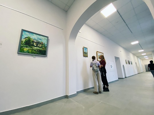 У Мукачеві відбулося урочисте відкриття виставки живопису "Dercen Art Gallery"