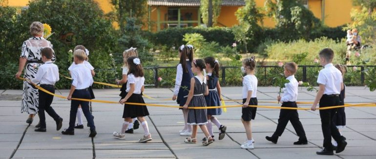 Інцидент у Миколаєві: у перший навчальний день на самоізоляцію пішов цілий клас