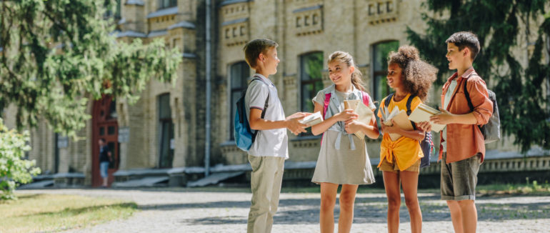 Коли відпочиватимуть школярі: оприлюднені дати канікул на 2020-2021