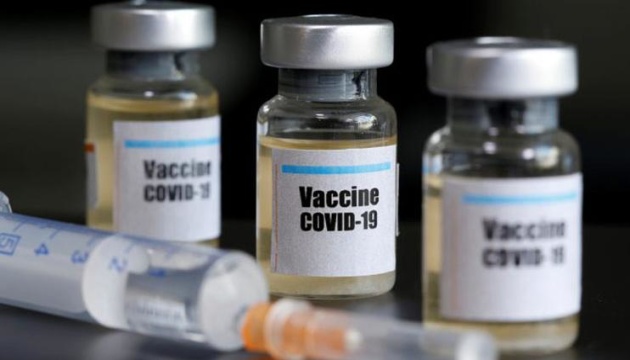 Порятунок від пандемії: COVID-вакцина може з’явитися взимку
