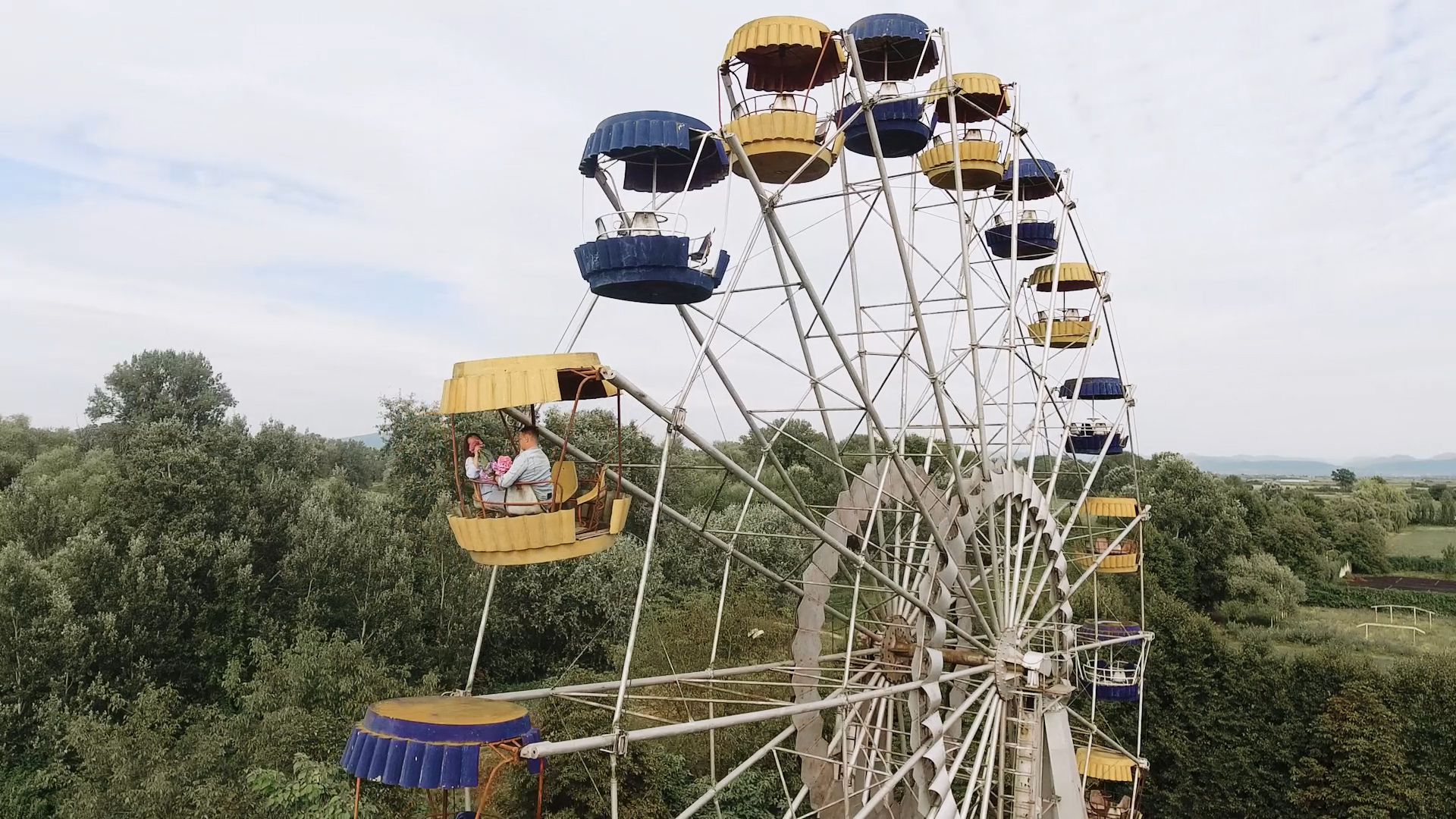 #побарабану: відома закарпатська співачка представила новий кліп